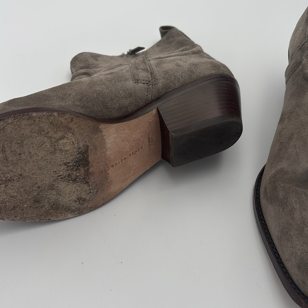 Veronica Beard Kinsley Bootie Taupe Suede Ankle Boots 7.5 - Picture 5 of 6